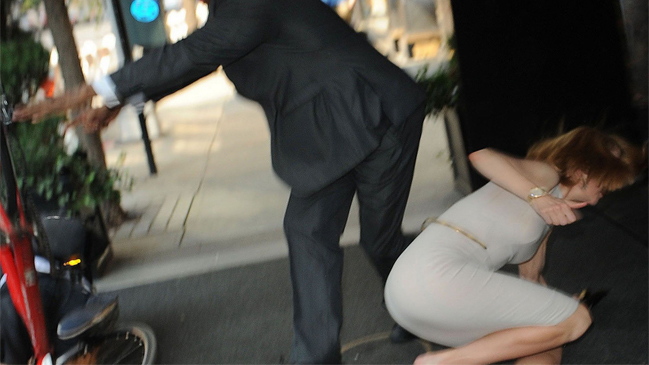 Nicole Kidman fue atropellada por un fotógrafo en bicicleta