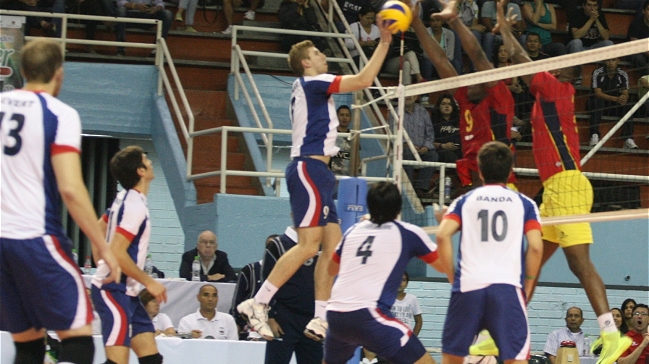 Chile quedó fuera de la carrera por llegar al Mundial de Voleibol
