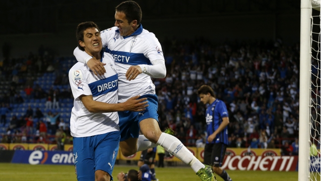 Resumen: U. Católica se mantuvo firme en la punta y Colo Colo se reencontró con el triunfo