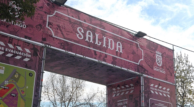 Turba saqueó la Fonda Cumbre del Rock Chileno