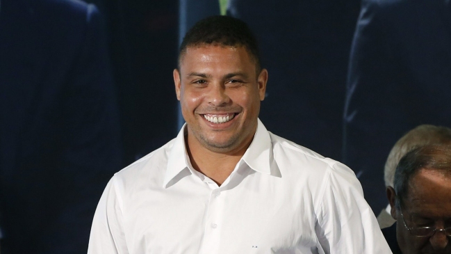 Ronaldo: Neymar tendrá dificultad al principio, pero luego va a jugar bien por FC Barcelona