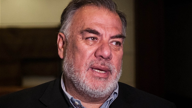 Andrade aclaró que Piñera ya notificó su ausencia al acto por triunfo del 