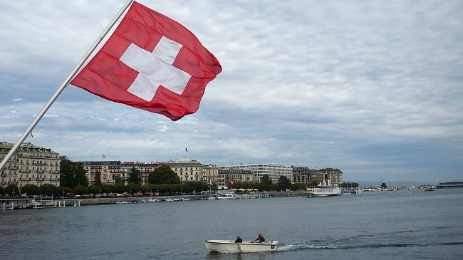 Ciudadanos suizos son los más ricos y los más endeudados del mundo