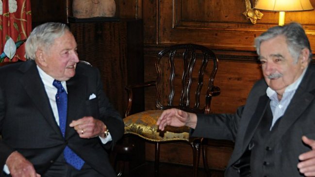 Mujica y Rockefeller dialogaron sobre proyecto de regulación de la marihuana