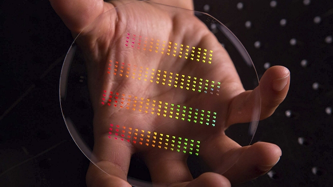 Científicos crean un pequeño acelerador de partículas 