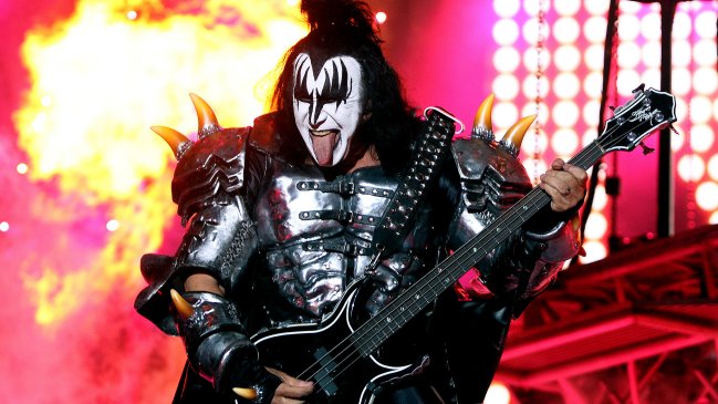 Gene Simmons en contra de Kurt Cobain y Amy Winehouse