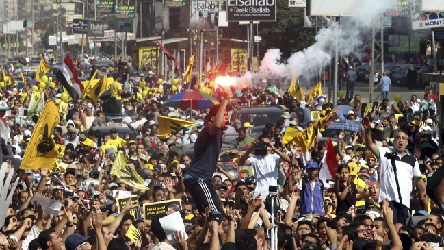 Nuevas protestas en Egitpo: 34 muertos y más de 400 detenidos
