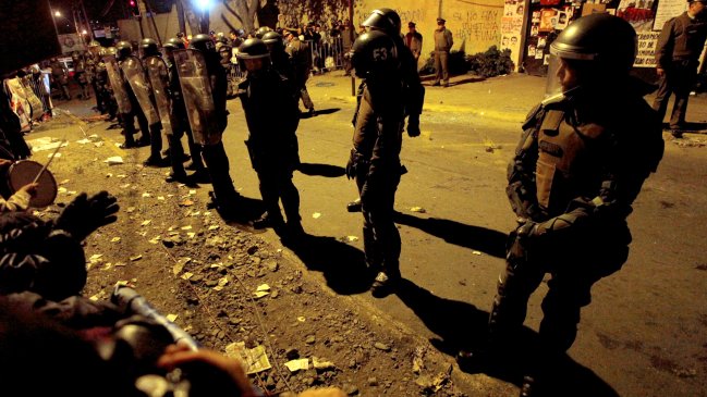 Encuesta Cooperativa: Condenados por DD.HH. deberían estar en cárceles públicas