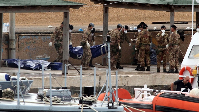 Víctimas fatales del naufragio en Lampedusa se elevaron a 250