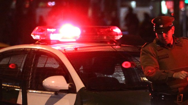 Patrulla de Carabineros chocó a un vehículo particular en Lo Prado