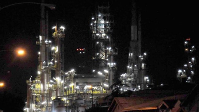 Alcalde de Concón presentará recurso de protección contra termoelétrica de ENAP