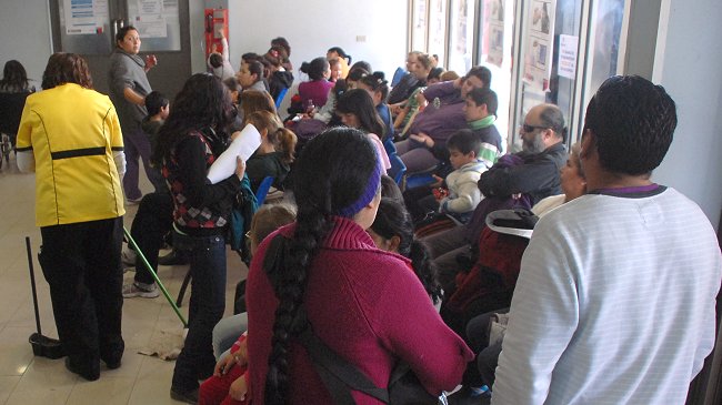 Médico cumplió turno de 72 horas en Linares