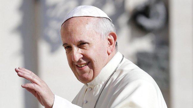 El papa donó una moto Harley Davidson para arreglar comedor de Cáritas