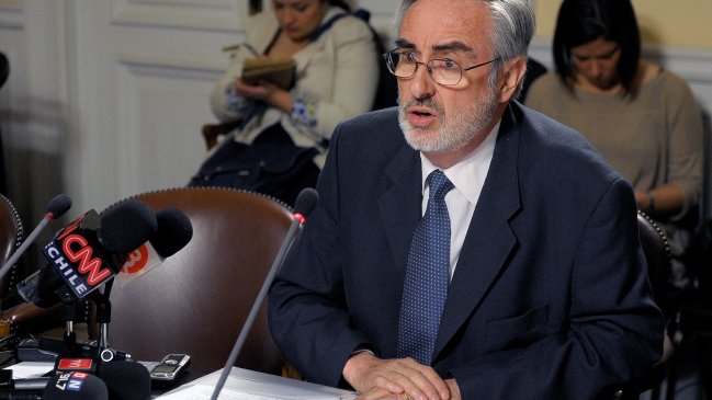 Ex director del INE declara ante la comisión investigadora