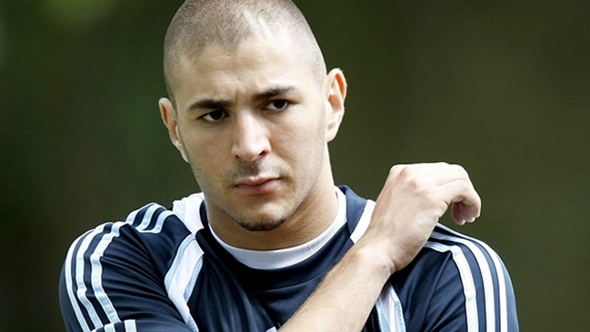 Arsenal quiere a Benzema por 24 millones de euros, según diario británico