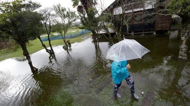 Decenas de desaparecidos en Japón por el tifón Wipha