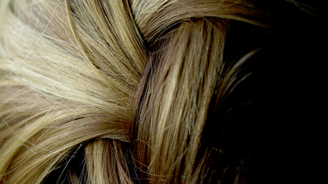 Científicos regeneraron por primera vez pelo humano