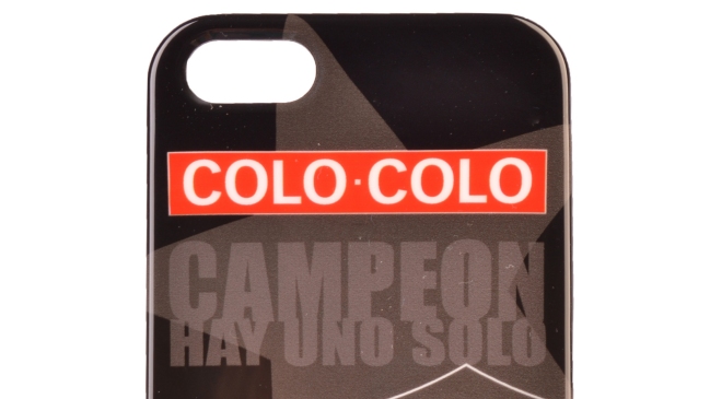 Colo Colo lanzó línea de accesorios para celulares
