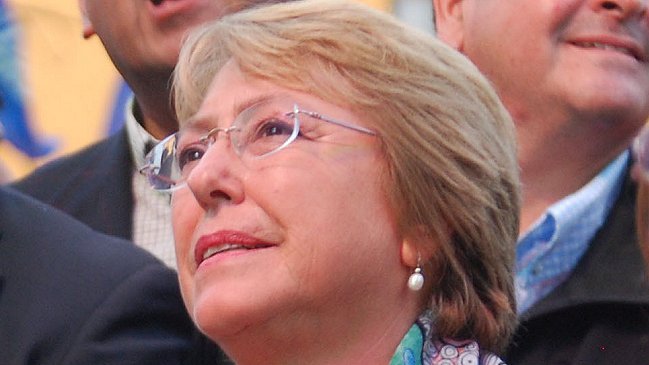 Acto conmemorativo del 27-F revive denuncias de intervencionismo