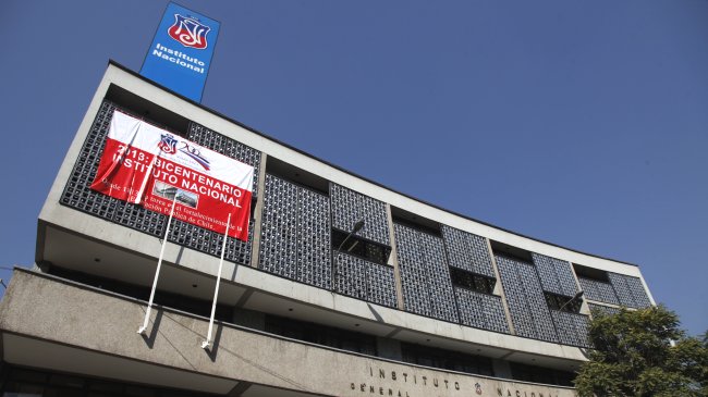 Justicia acogió a trámite recurso de protección contra el ranking de notas