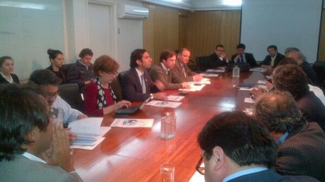 Fenabus mantuvo llamado a paro tras reunión con el Gobierno