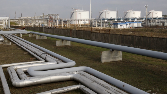 Descubren en Argelia un yacimiento petrolero de unos 1.300 millones de barriles