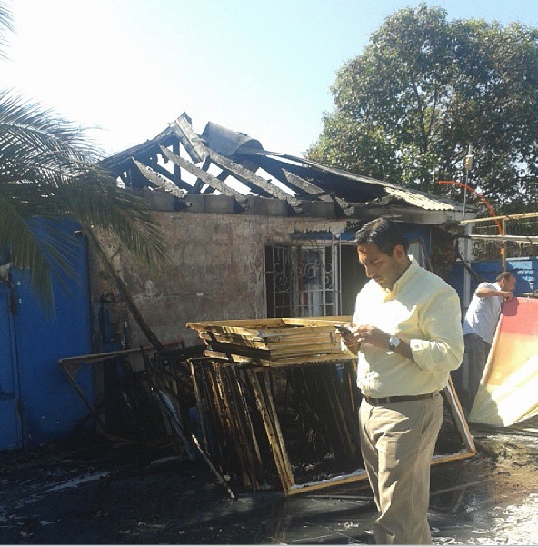 Presunto ataque incendiario afectó a sede de campaña de Alberto Undurraga