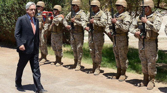 Presidente Piñera acortó gira por paro de municipales y funcionarios públicos