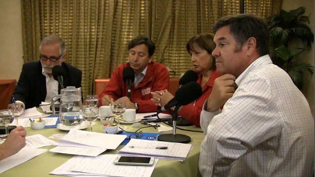 Debate en Cooperativa: La batalla por Santiago Oriente