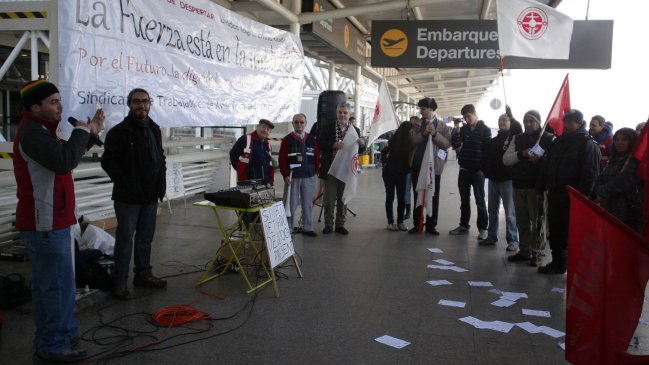 Funcionarios de la Aeronáutica Civil anunciaron su primer paro nacional