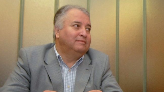 Alcaldes continúan enfrentados en el inicio de cuarta semana de paro