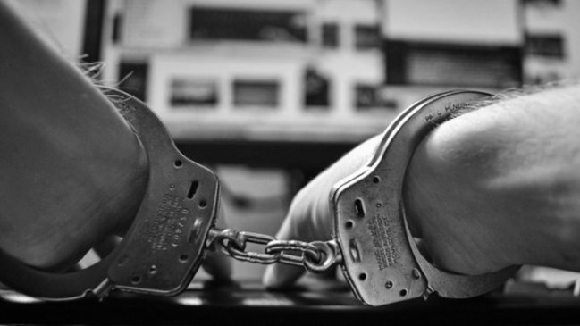 Profesor de inglés fue detenido por el delito de phishing