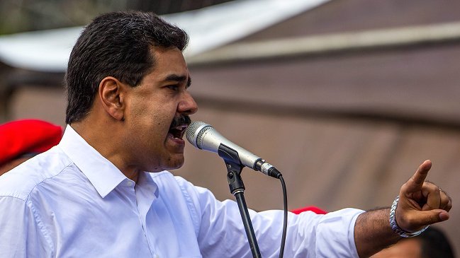 Analistas dudan de intento de Maduro de controlar la inflación 