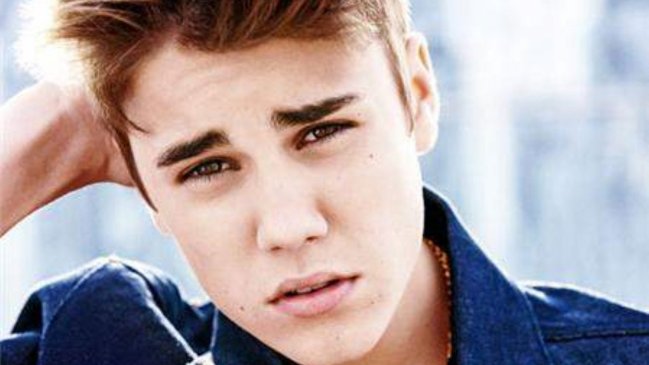 Justin Bieber pide disculpas en Twitter por incidente con bandera argentina