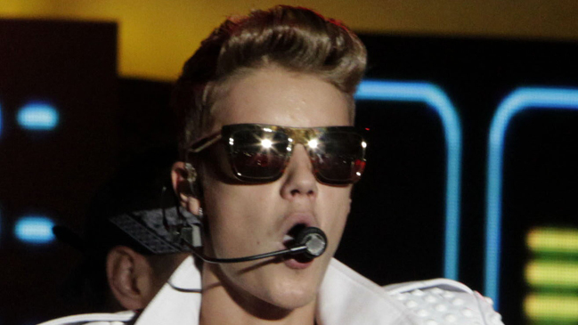 Justicia argentina embargó bienes de Justin Bieber