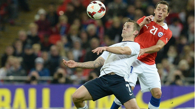 Jack Wilshere comparó juego de Chile con el de FC Barcelona