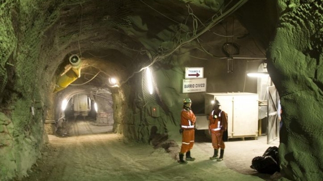 Consejo Minero llamó a Bachelet y Matthei a solucionar judicialización de proyectos