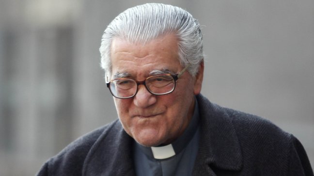 Juez interrogará a sacerdote Raúl Hasbún por gestación del golpe de Estado