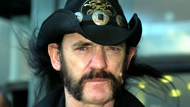 Líder de Motörhead dejó el whisky tras su operación al corazón