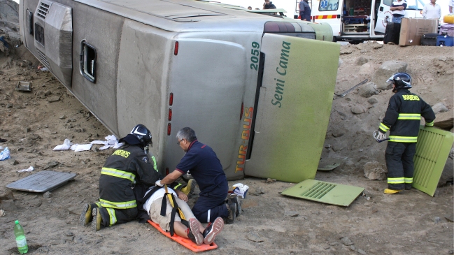 Con una misa recordaron a víctimas de accidente en Autopista del Sol