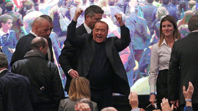 Berlusconi considera 