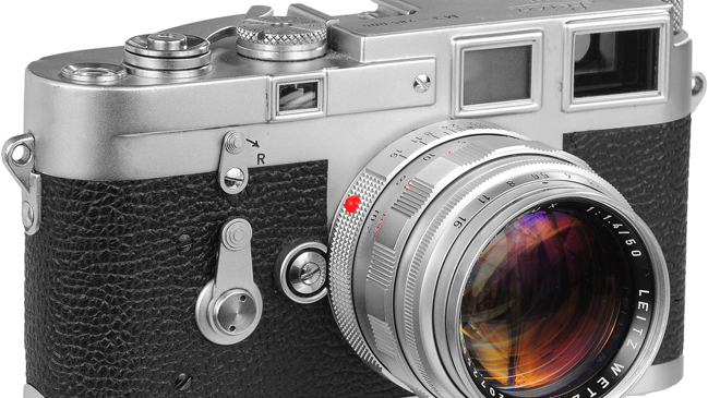 Venden cámara Leica en un millón de dólares