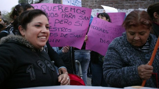 Vecinos de Pedro Aguirre Cerda protestaron por demora en entrega de departamentos