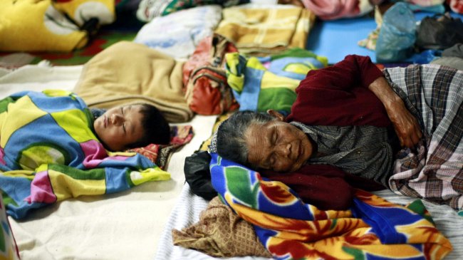 Indonesia: Evacúan a 18 mil personas por volcán