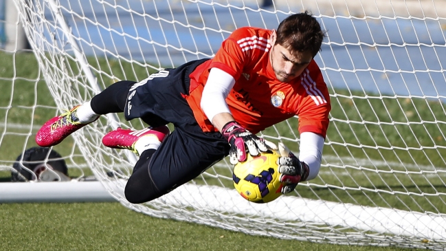 Manchester City quiere a Iker Casillas para 2014, según prensa española