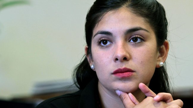 Karol Cariola: Nuestro compromiso con Michelle Bachelet es total