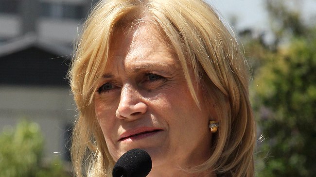 Comando de Bachelet acusa 