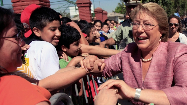 Michelle Bachelet llamó a combatir la abstención en Antofagasta