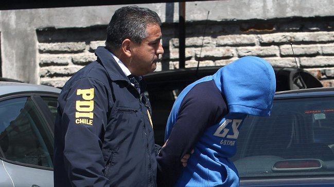 Dos menores fueron arrestados tras asaltar a esposa de detective