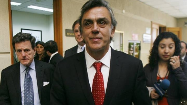 Las reacciones tras la renuncia de Pablo Longueira a la política